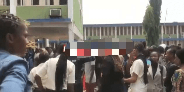 UNIBEN students protest over a colleague who died reportedly due to medical negligence (Video)